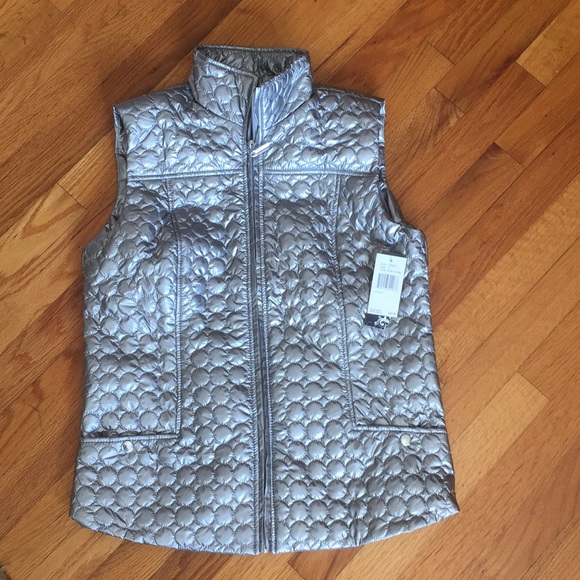 NWT Fresh puffer vest - Picture 6 of 7